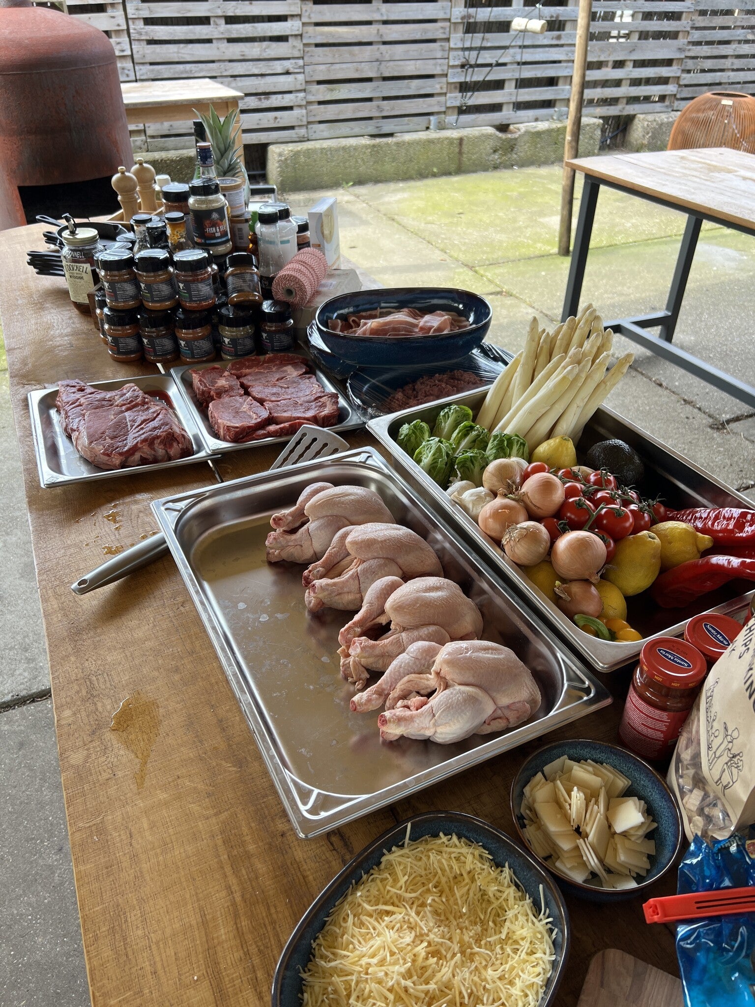 Kamado 1.0 BBQ workshop - 31 okt 17.00 uur - 21:00 u Smokey Basterds Edition - inclusief drankjes