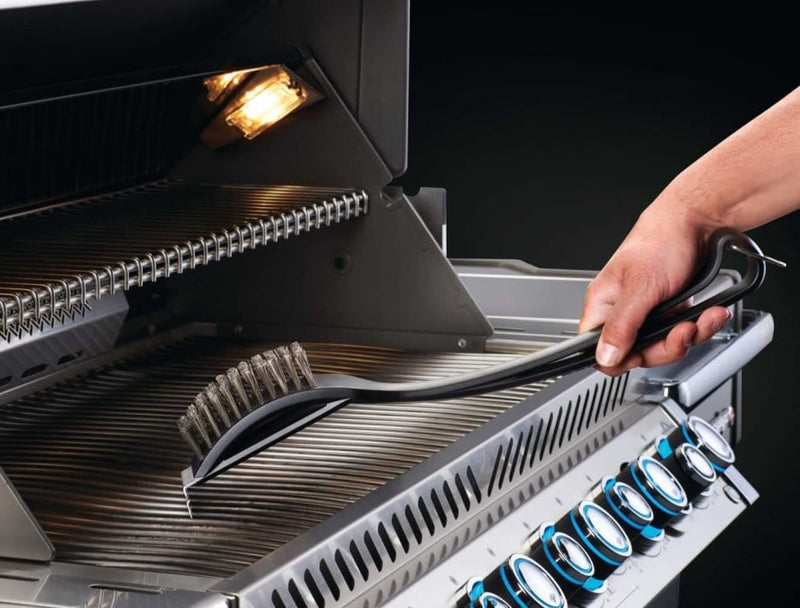 Kamado rooster schoonmaken: zo houd je je BBQ rooster écht schoon