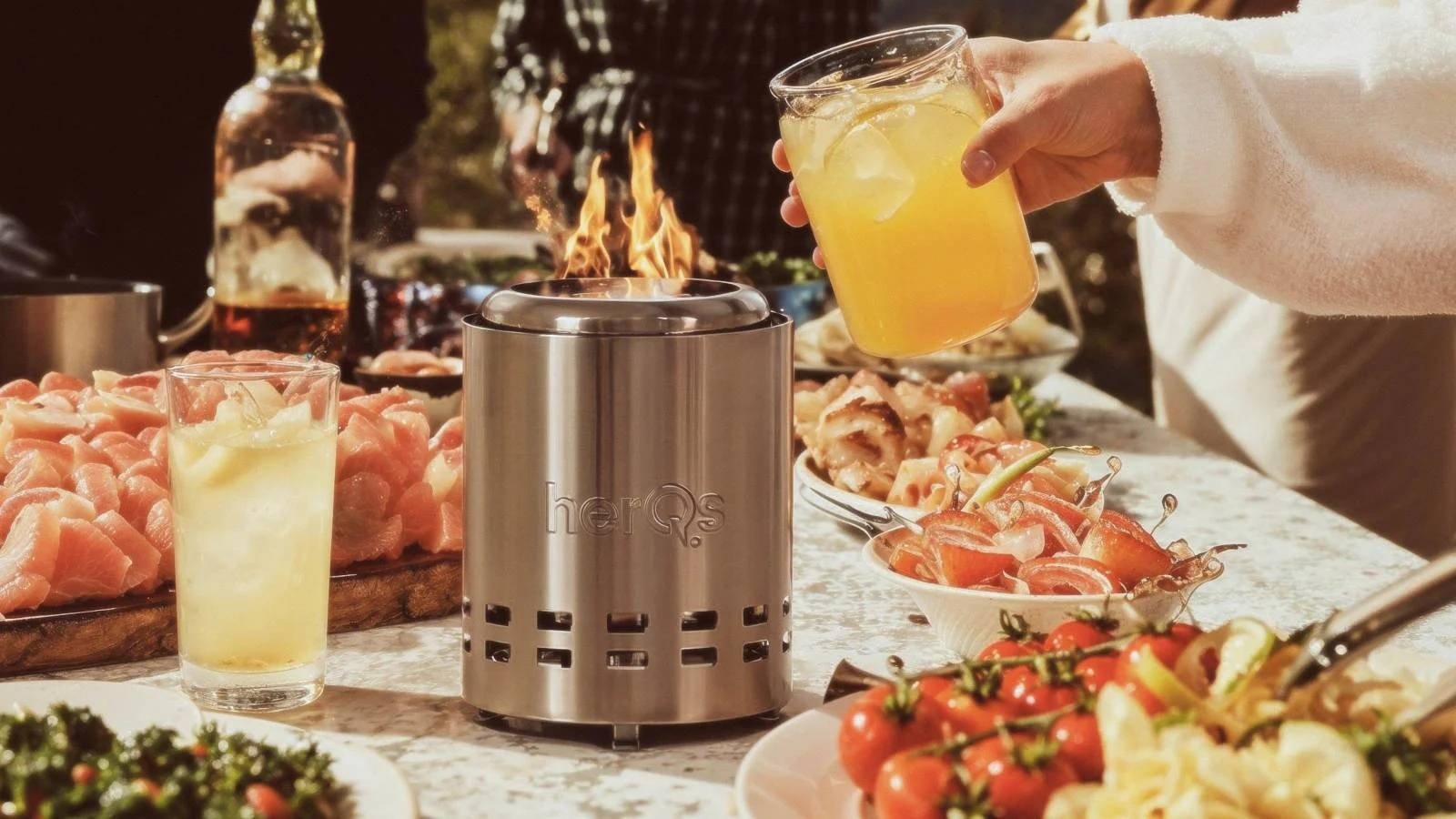 herQs Smokeless FirePit Mighty