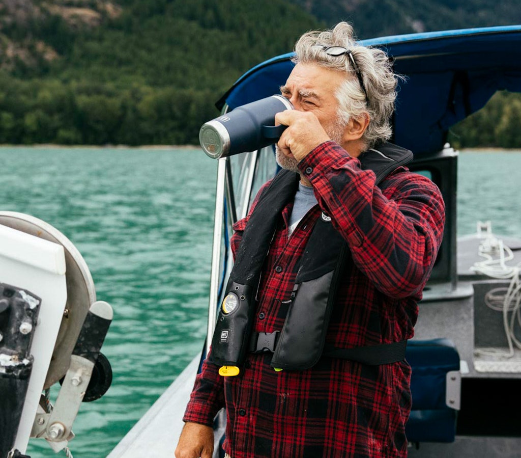 yeti-rambler-reismok-20-oz-sfeerfoto-3