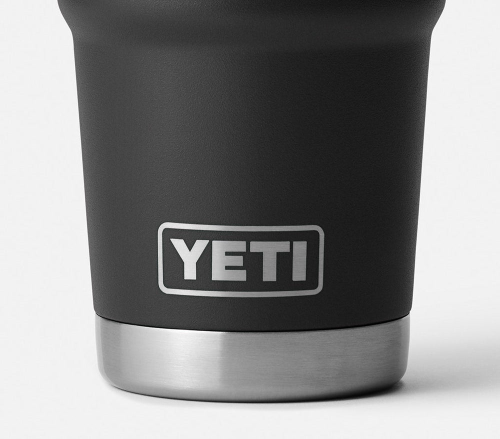 yeti-rambler-reismok-20-oz-sfeerfoto-5